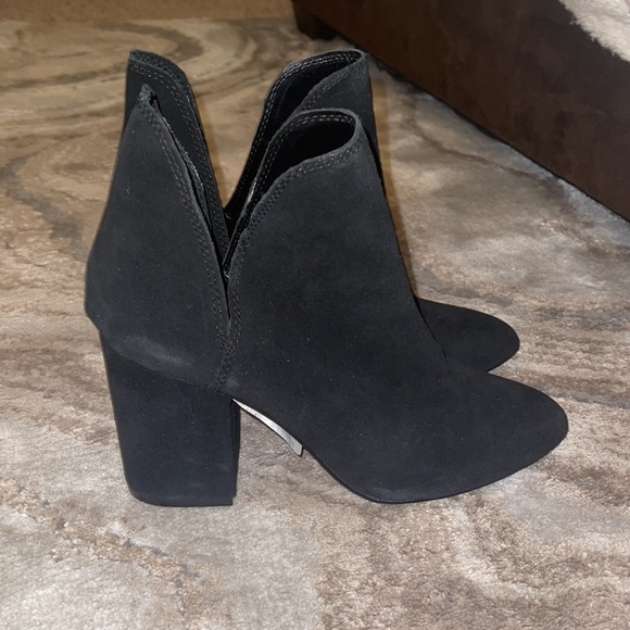 ❗️NEW STEVE MADDEN BOOTS❗️ - Picture 3 of 6